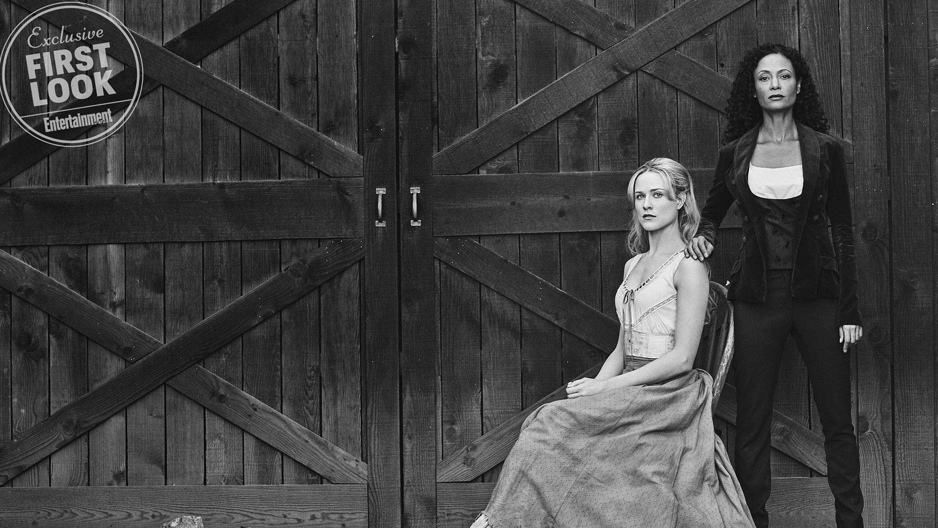 勇士后卫完成绝杀后队友热情拥抱，勇士组织后卫