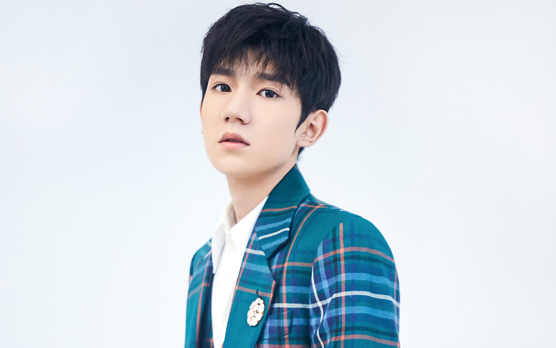 JIU YOU GAME-易建联退役纪念赛众星云集致敬中国篮坛传奇，易建联退役了吗cba联赛